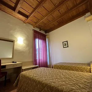 Domus San Bernardino Bed and breakfast Verona